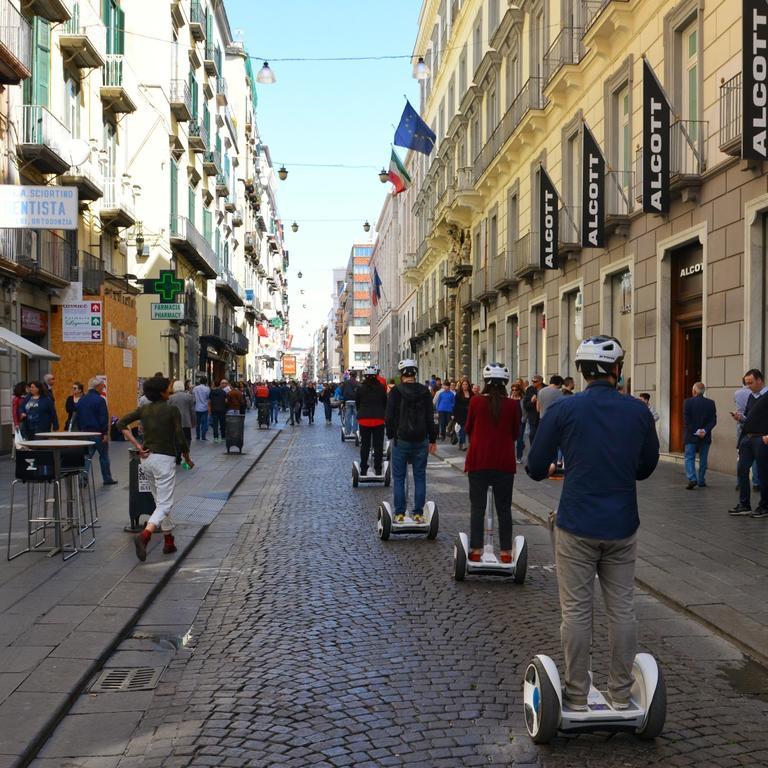 Toledostop Napoli Eksteriør billede Segway tour in Madrid, Spain